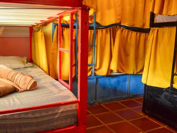 Solar Hostel Búzios : photo 3 de la chambre lit dans dortoir mixte de 10 lits
