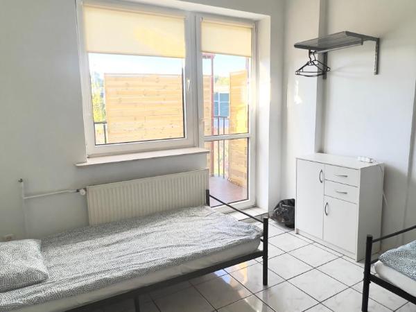 Pokoje Jaśminowa : photo 3 de la chambre chambre triple avec salle de bains commune