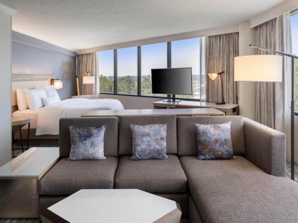 The Westin Atlanta Airport : photo 3 de la chambre suite junior avec 1 lit king-size 