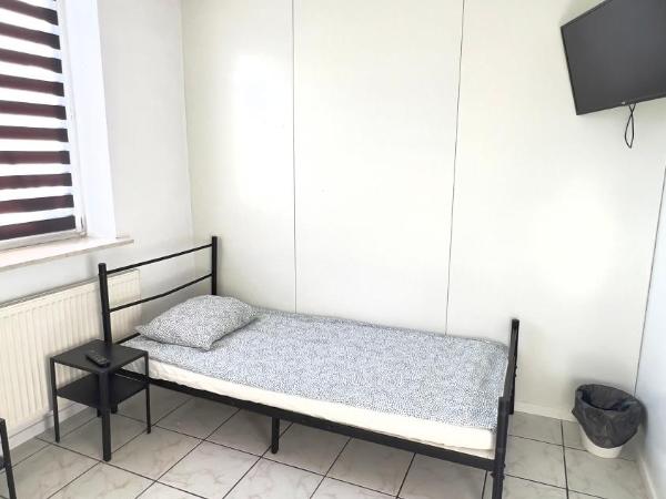 Pokoje Jaśminowa : photo 2 de la chambre chambre lits jumeaux avec salle de bains commune