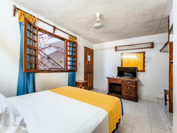 Hotel Santa Lucía : photo 3 de la chambre chambre double standard