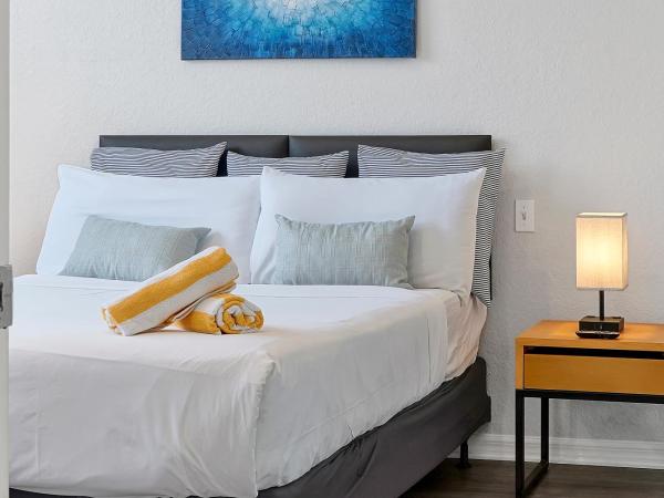 Regal Oaks Resort Vacation Townhomes by IDILIQ - Free Private Hot tub! : photo 8 de la chambre maison de ville 4 chambres avec jacuzzi privé (124 m²)