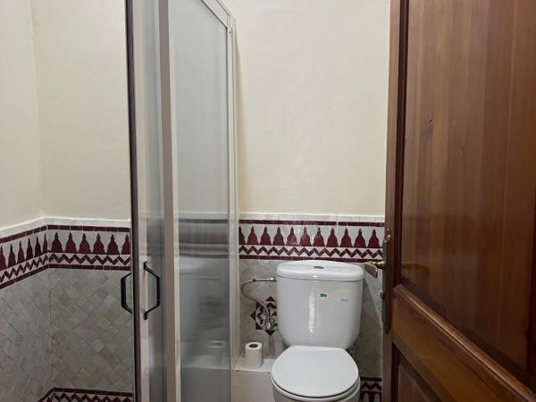 Villa : photo 1 de la chambre chambre double avec salle de bains privative