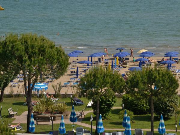 Park Hotel Ermitage Resort & Spa : photo 3 de la chambre chambre double avec balcon