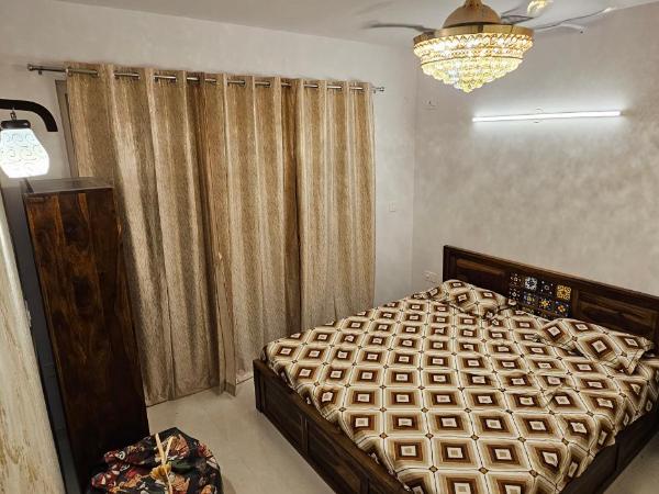 La Grandiose Luxury Serviced Apartments : photo 5 de la chambre chambre double deluxe avec balcon