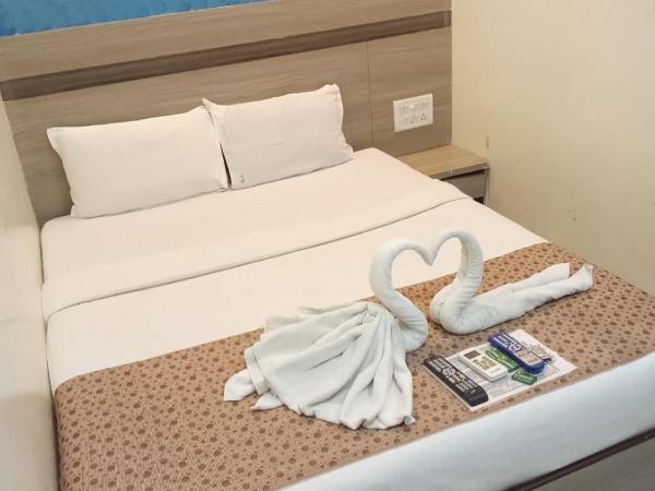 Hotel Golden Arch - NEAR DOMESTIC AIRPORT : photo 9 de la chambre chambre double Économique