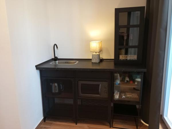 B&B Mini Hotel Incity-close train station and port- : photo 5 de la chambre grande chambre double