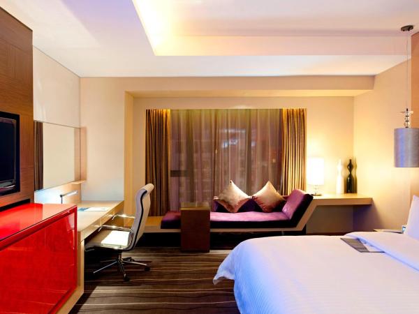 Le Méridien Qingdao : photo 4 de la chambre chambre lit king-size deluxe - vue sur ville