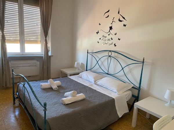 Night & Day : photo 2 de la chambre chambre simple avec salle de bains commune