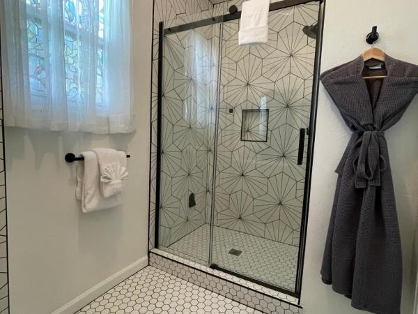 Flora House Denver : photo 5 de la chambre suite lit queen-size deluxe