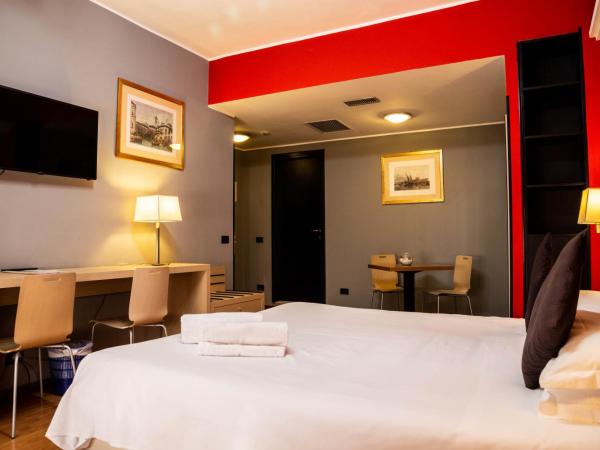 Hotel Berlino : photo 1 de la chambre chambre double avec lit d'appoint