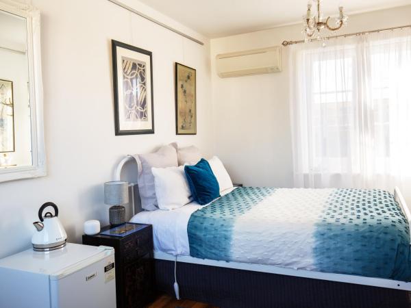 Assemblage Boutique Art B & B : photo 2 de la chambre chambre triple