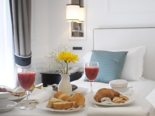 Grand Hotel Oriente : photo 5 de la chambre suite