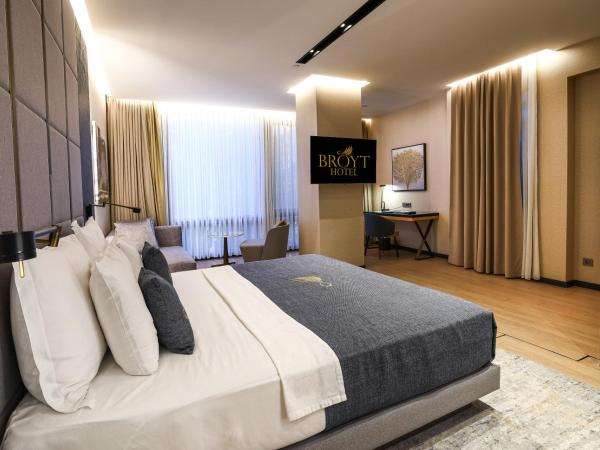 Broyt Hotel : photo 5 de la chambre superior suit room