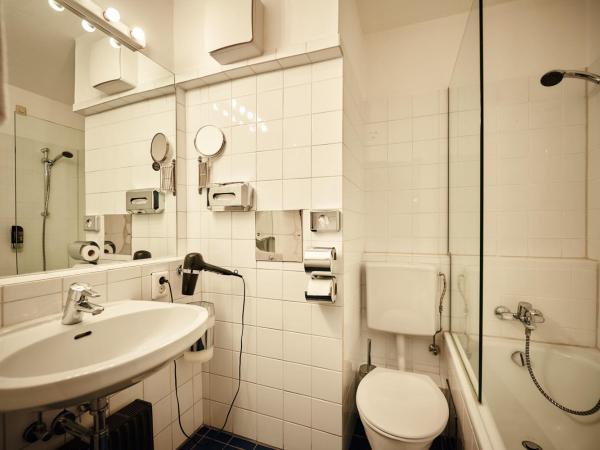 Hotel Calmo : photo 8 de la chambre chambre double supérieure