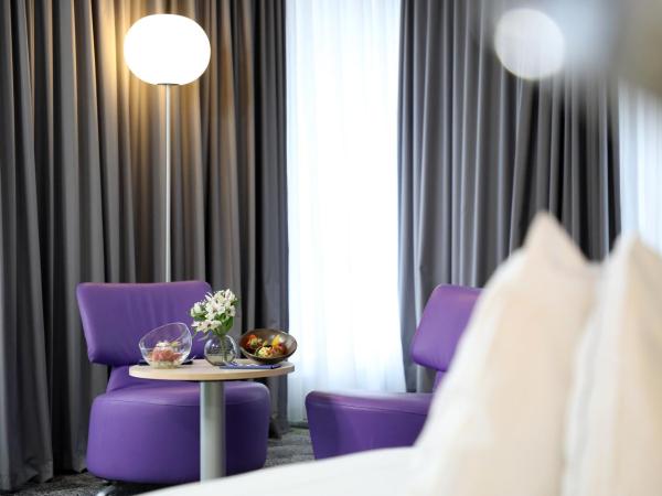 Park Plaza Berlin : photo 5 de la chambre suite junior avec lits jumeaux