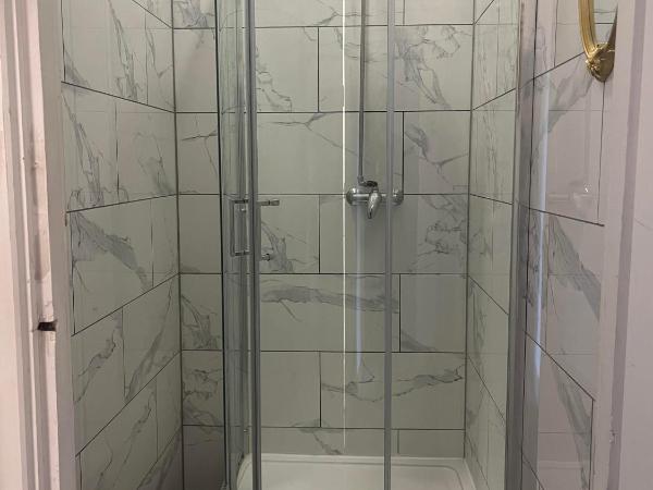 The Walrus Bar and Hostel : photo 5 de la chambre lit dans dortoir mixte de 28 lits