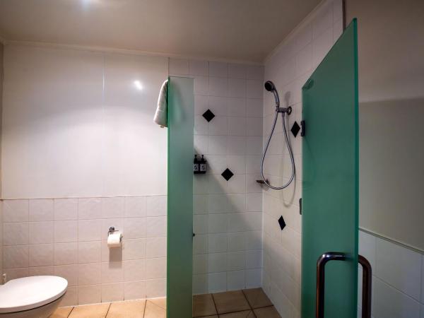 Ripple Rotorua : photo 7 de la chambre three bedroom apartment with outdoor hot tub