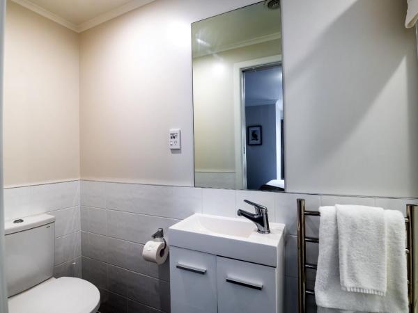 Ripple Rotorua : photo 8 de la chambre three bedroom apartment with outdoor hot tub