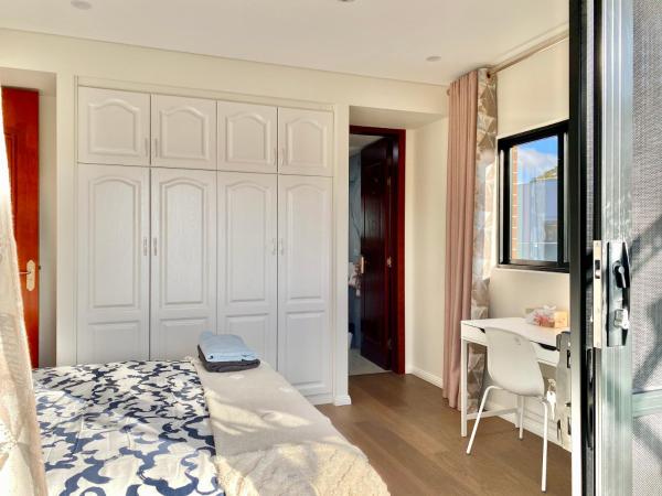 Penshurst Guest House : photo 3 de la chambre chambre lit queen-size avec balcon