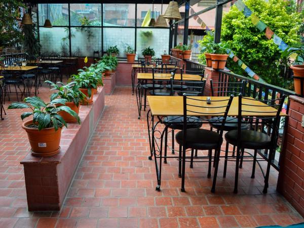 Thamel Grand Hotel : photo 10 de la chambre chambre deluxe double ou lits jumeaux