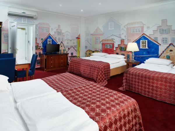 Hotel Bologna : photo 1 de la chambre chambre familiale