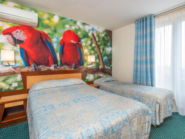 Hotel Terminus Montparnasse : photo 5 de la chambre chambre triple exécutive