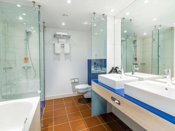 Park Inn by Radisson Krakow : photo 8 de la chambre suite junior