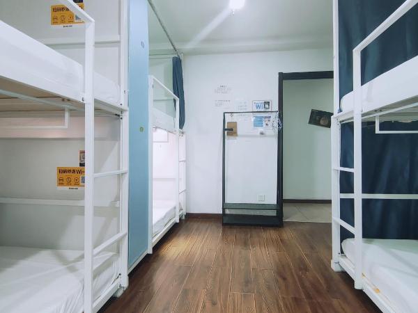 Onederz Hostel Hangzhou : photo 6 de la chambre bed in 8-bed female dormitory ro(chinese citizen only)