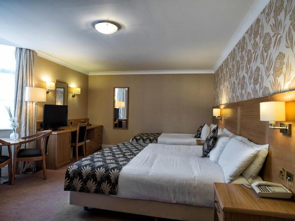 Weetwood Hall Estate : photo 3 de la chambre chambre familiale