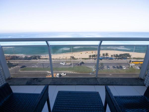 Riale Brisa Barra : photo 7 de la chambre luxury triple room with front ocean view and balcony