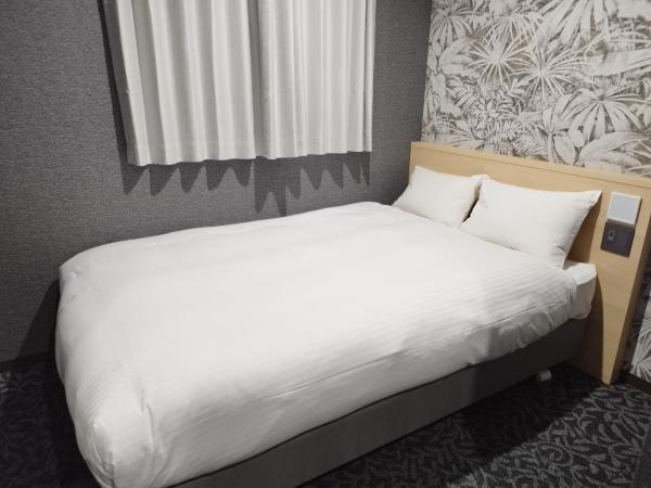 Hotel Shin-Imamiya : photo 6 de la chambre chambre double avec petit lit double - non-fumeurs