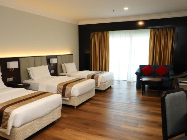 Grand Darul Makmur Hotel Kuantan : photo 7 de la chambre chambre triple deluxe