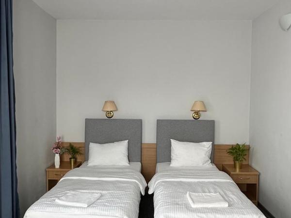 Lezzet Hotel & Turkish Restaurant : photo 2 de la chambre chambre double ou lits jumeaux standard