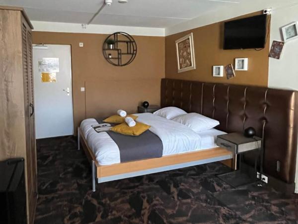 Hotel The Happy Traveler : photo 1 de la chambre grande chambre double