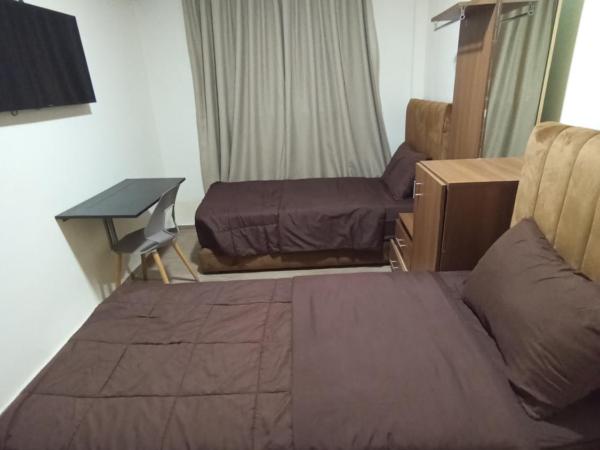 Hôtel Meuble Parisien : photo 3 de la chambre chambre double avec salle de bains privative