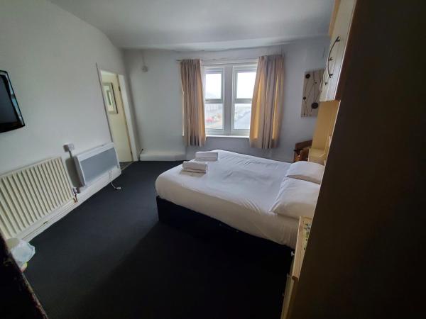 Henson Hotel Pleasure Beach : photo 4 de la chambre chambre double