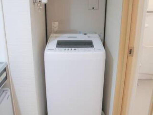 Fortune house 步行直達大阪京瓷巨蛋 直達梅田 桜川4丁目 : photo 7 de la chambre chambre quadruple avec salle de bains