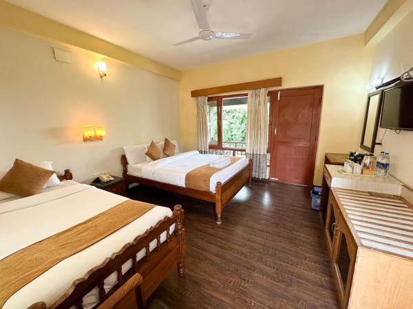 Lake View Resort : photo 9 de la chambre deluxe room - 15% off on food and beverage