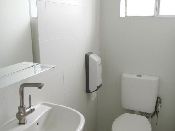 Manly Bunkhouse : photo 10 de la chambre chambre double avec salle de bains privative