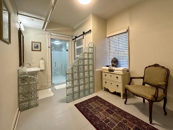 Amethyst Garden : photo 3 de la chambre suite supérieure lit king-size