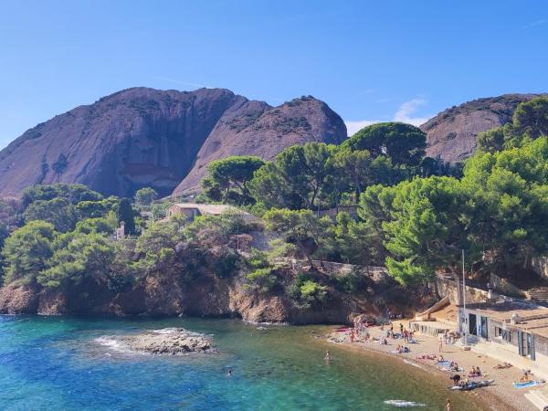 Chambre d'hôtes Chante Cigale : photo 1 de la chambre chambre double avec salle de bains privative