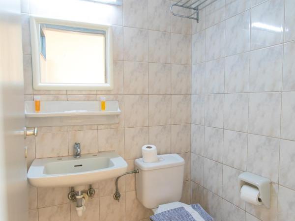 City Plus Rhodes Hotel : photo 4 de la chambre chambre triple - vue sur ville