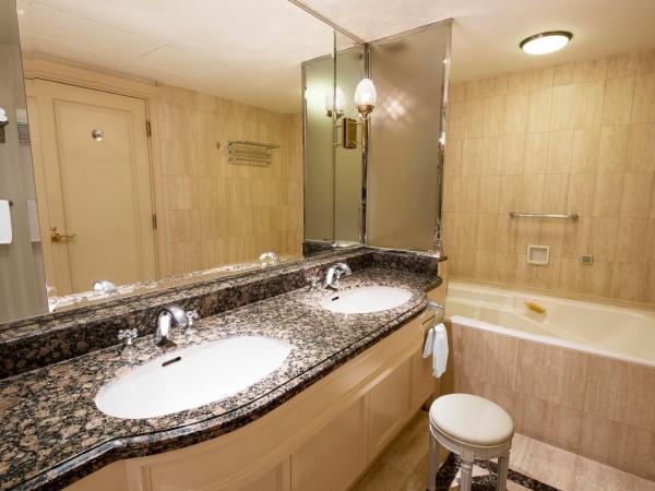 Rihga Royal Hotel Tokyo : photo 8 de la chambre suite junior avec lits jumeaux - non-fumeurs