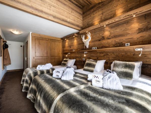 Hôtel Ski Lodge - Village Montana : photo 5 de la chambre chambre triple avec balcon - 3 adultes (13 ans et plus)