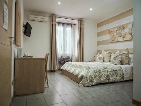 Affittacamere Lunamar : photo 4 de la chambre chambre triple avec salle de bains privative