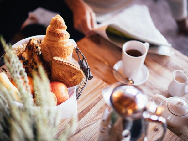 Hôtel L'Arboisie : photo 8 de la chambre la très grande suite avec balcon