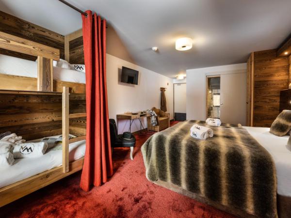 Hôtel Ski Lodge - Village Montana : photo 4 de la chambre chambre quadruple sans balcon pour 3 personnes