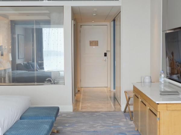 Le Méridien Suzhou, Suzhou Bay : photo 1 de la chambre chambre lit king-size - vue sur lac