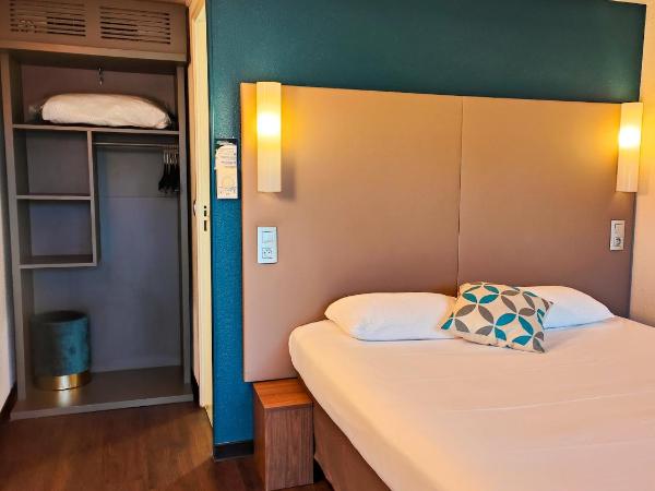 Campanile Millau : photo 8 de la chambre chambre double